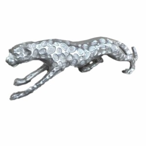 Jaguar Statue Nickel (47x9)