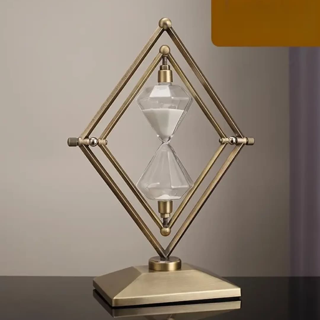 Diamond Shaped Brass Hour Glass 30min - Image 2