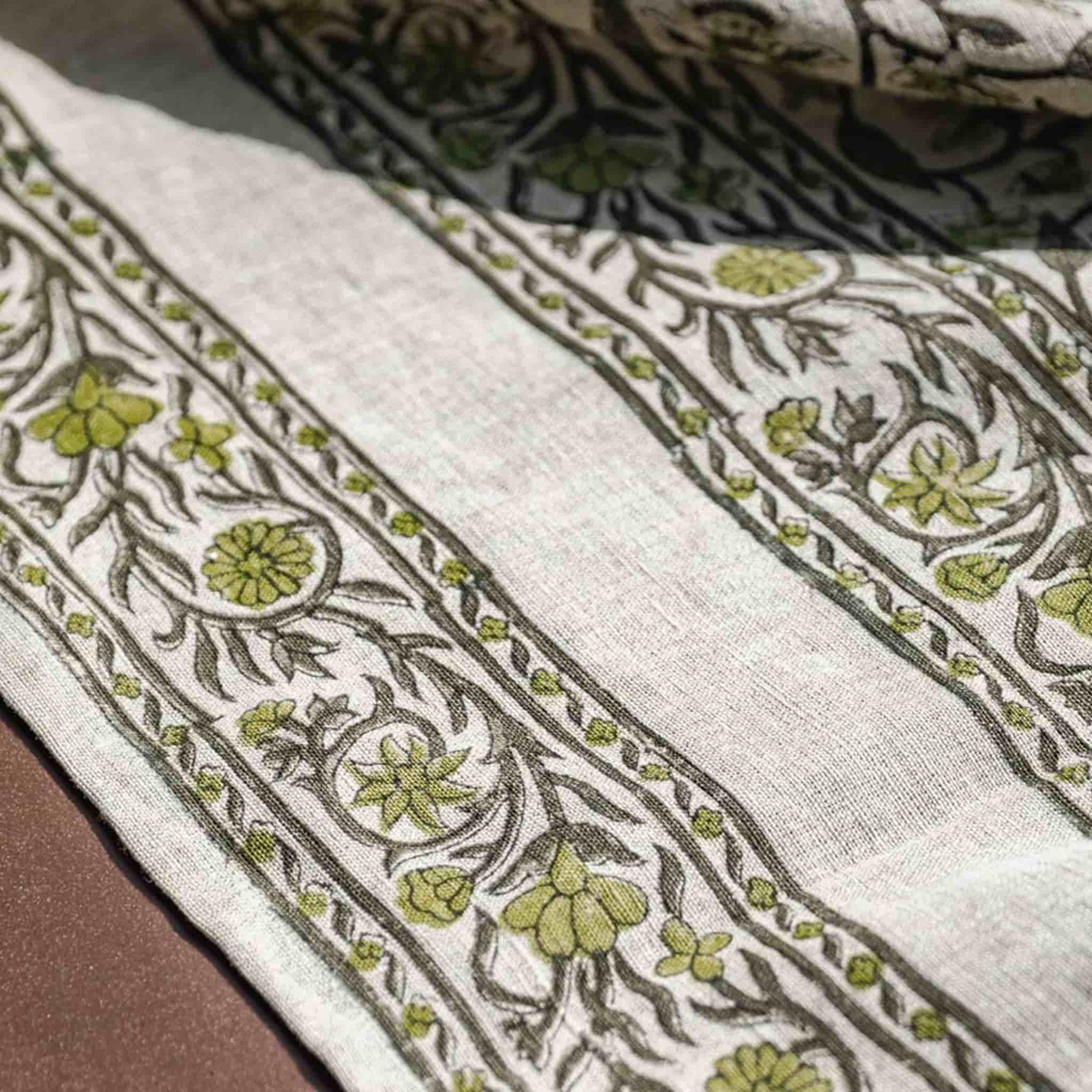 Vittoria Handblocked Tablecloth Small - Image 2