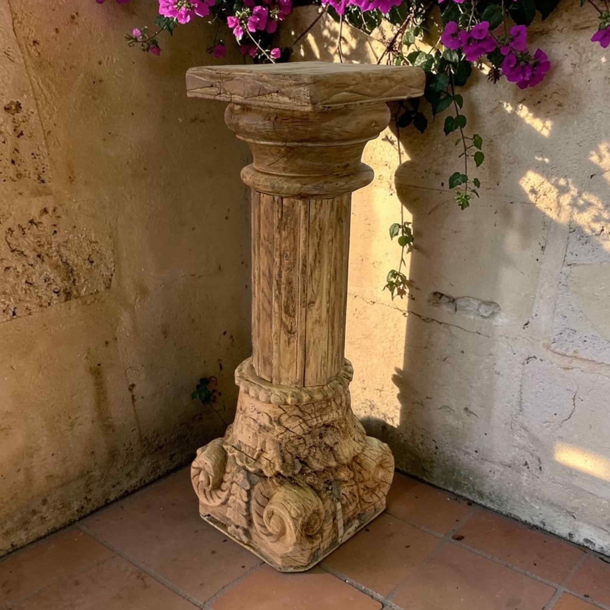 Vintage Pedestal Column (ETA AUG 2026)